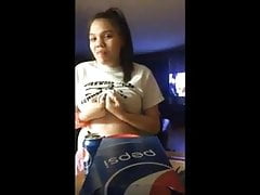 Boobs show