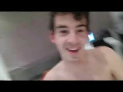 Amateur Twinks Having Fun